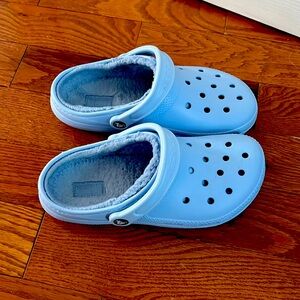 Classic Lined Crocs W8/M6